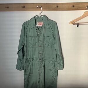 Levi's Sage Green Button-Up Shirt